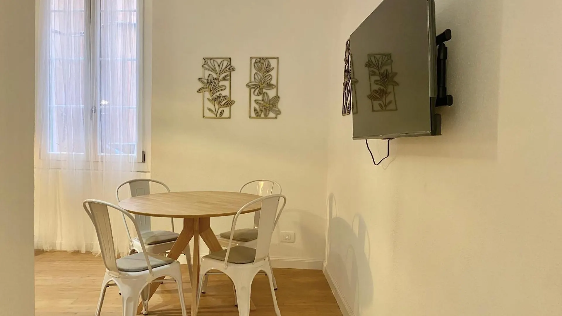 Casaviva - Elegant Studio Retreat In Genova Italy