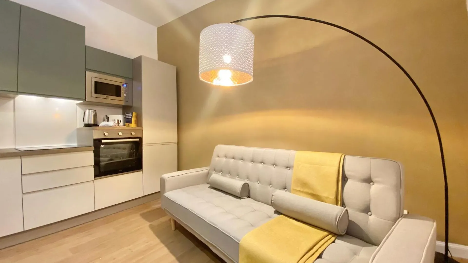 Casaviva - Elegant Studio Retreat In Genova 0*, Genoa