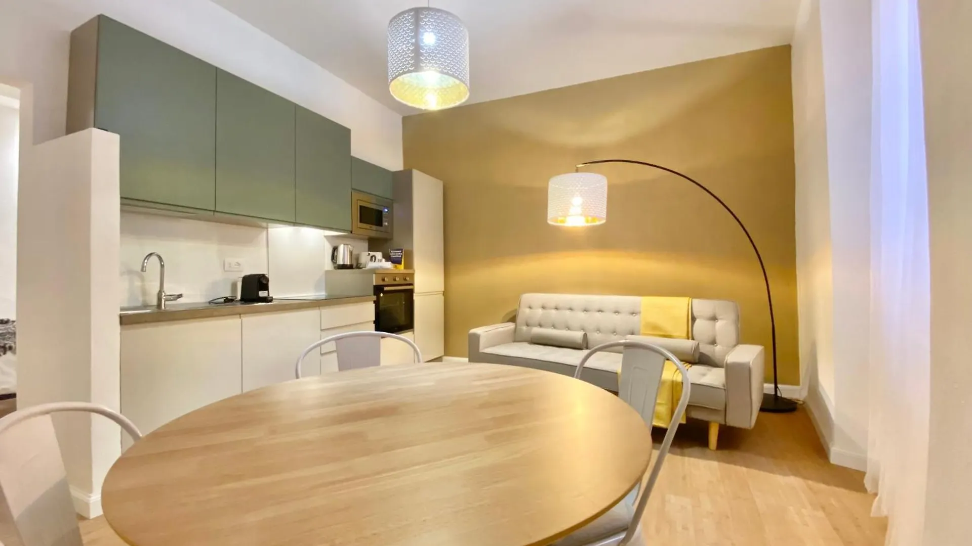 Apartment Casaviva - Elegant Studio Retreat In Genova