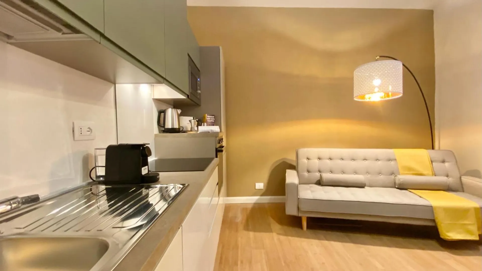 Apartment Casaviva - Elegant Studio Retreat In Genova Italy