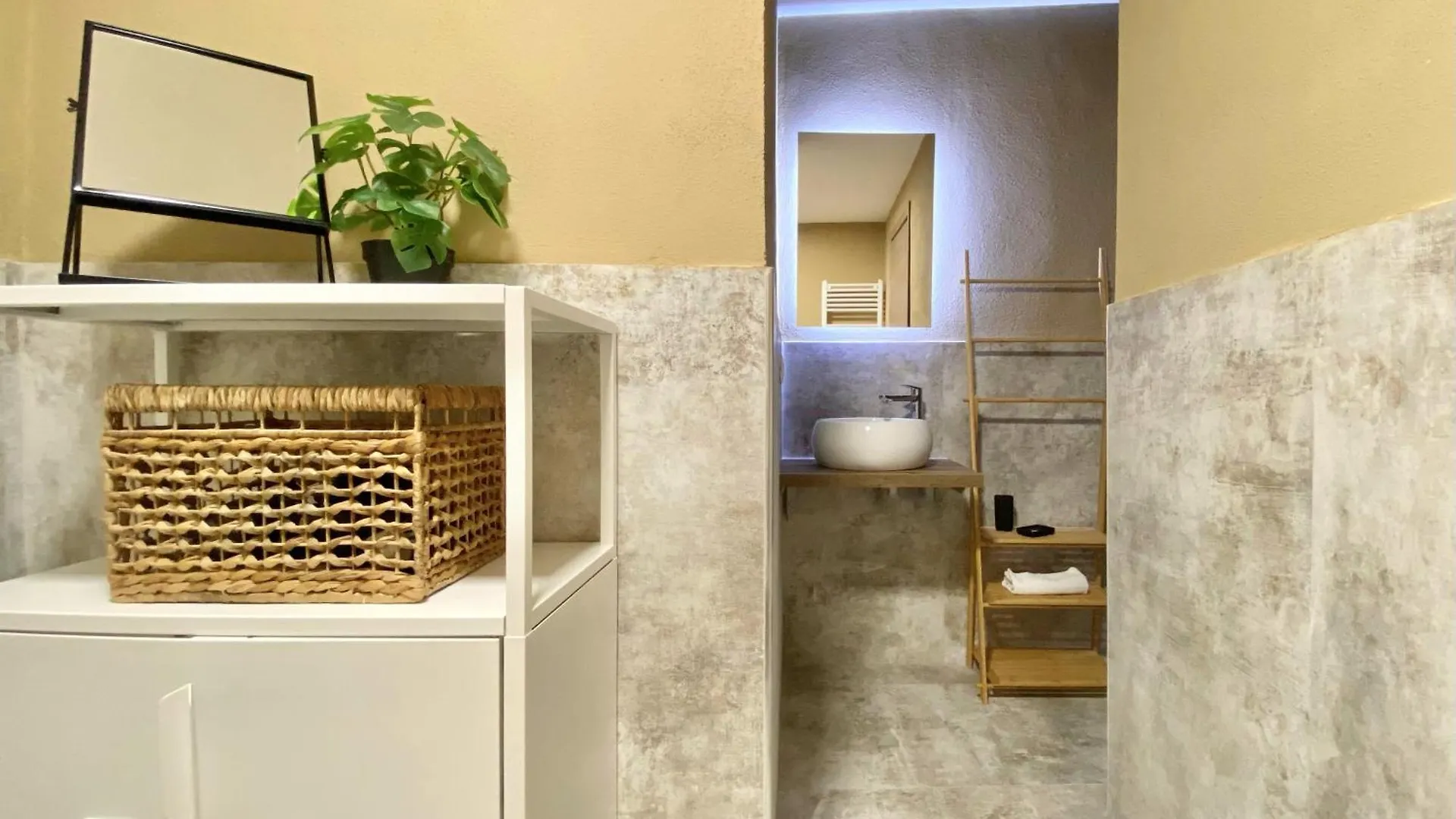 Casaviva - Elegant Studio Retreat In Genova Genoa